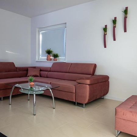 Apartament Przy Parku Z Duzym Tarasem ,Prywatny Parking Swinoujscie Exterior foto