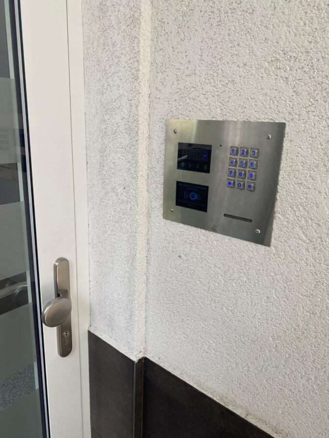 Apartament Przy Parku Z Duzym Tarasem ,Prywatny Parking Swinoujscie Exterior foto